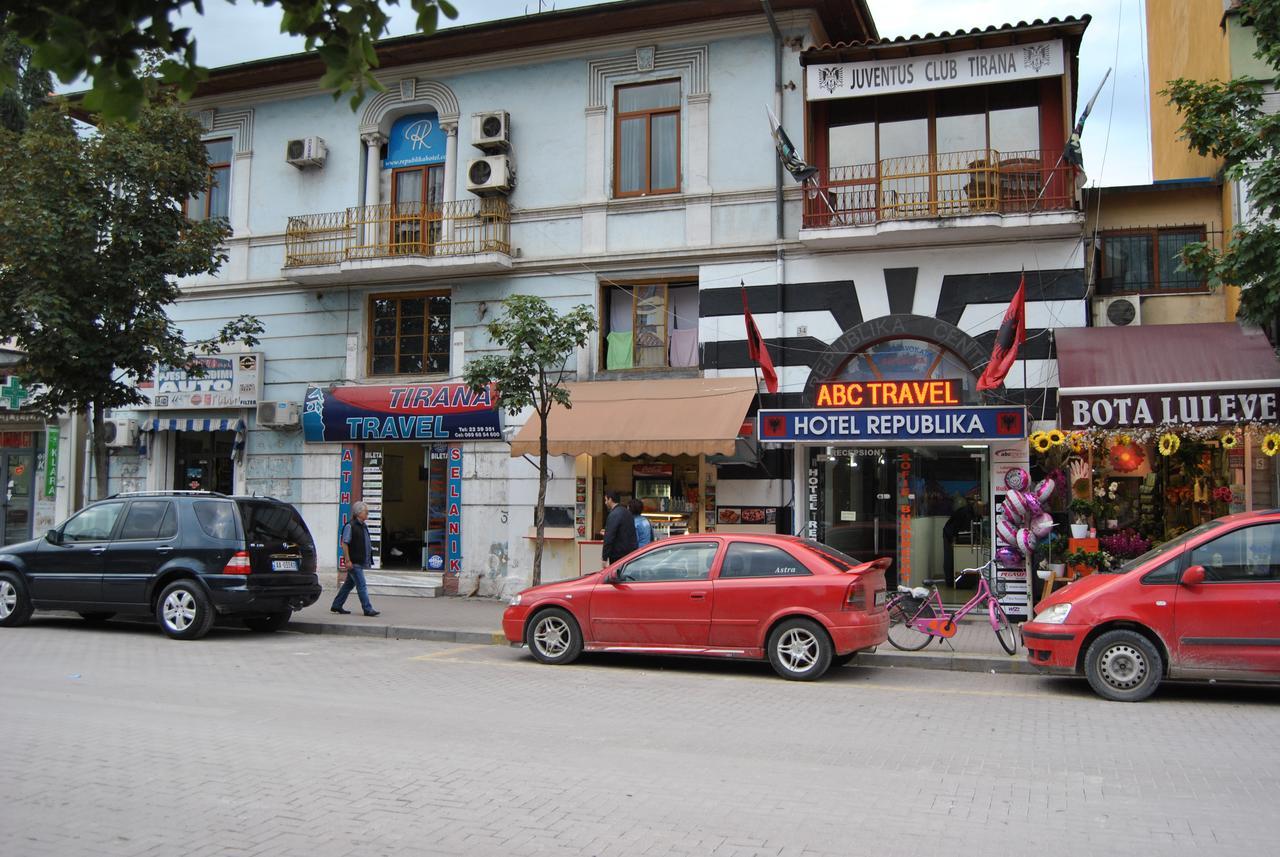 Hotel Republika Tirana Exteriér fotografie